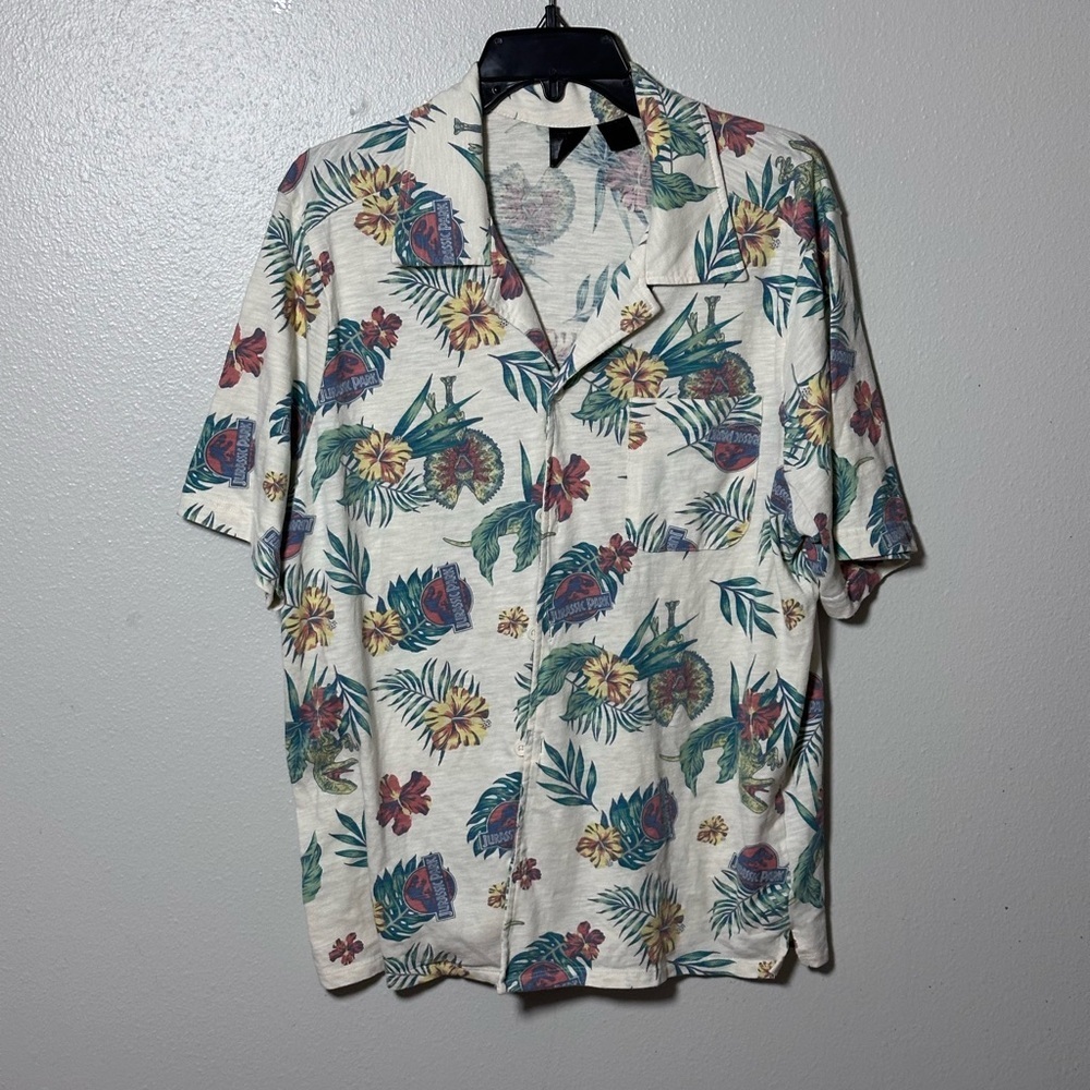 Jurassic Park World Men Hawaiian Camp Floral Dinosaur Logo‎ Print Shirt size L.